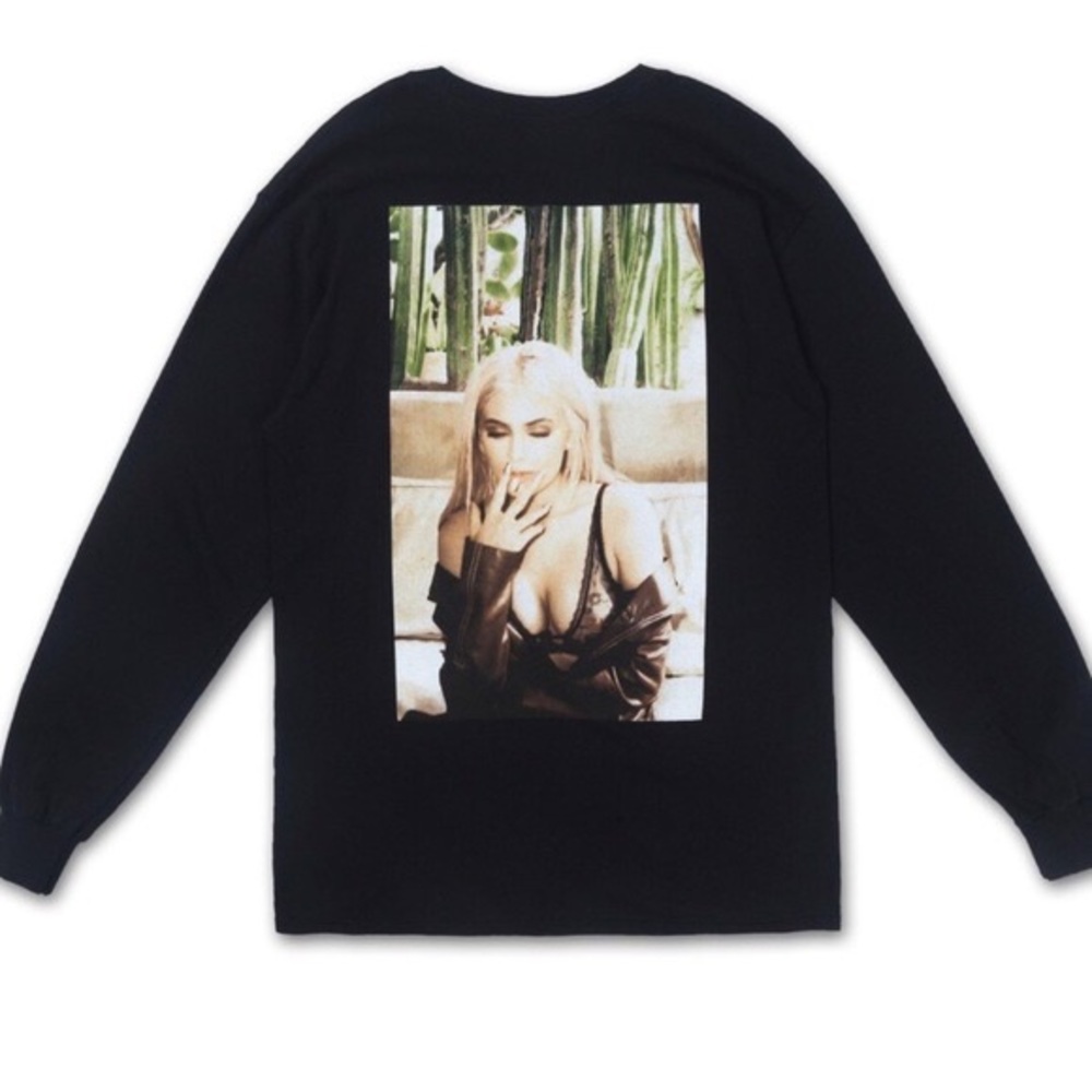 Kylie cosmetics exclusive tranquility long sleeve
